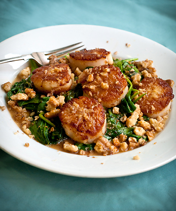 Seared Sea Scallops with Spinach, Lime and Caramelized Walnuts